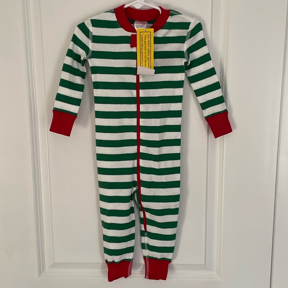 NWT - Hanna Andersson holiday striped zip up one piece PJs